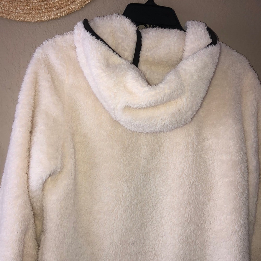 Small Fur Jacket CREAM Color - Picture 3 of 5